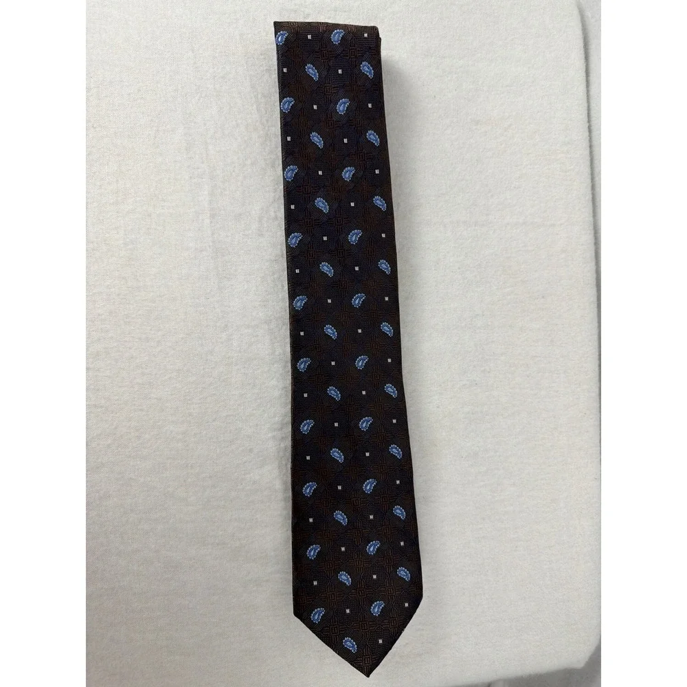 Jos A Bank Traveler Mens Silk Tie Brown Blue Paisley Geometric Stain Resistant